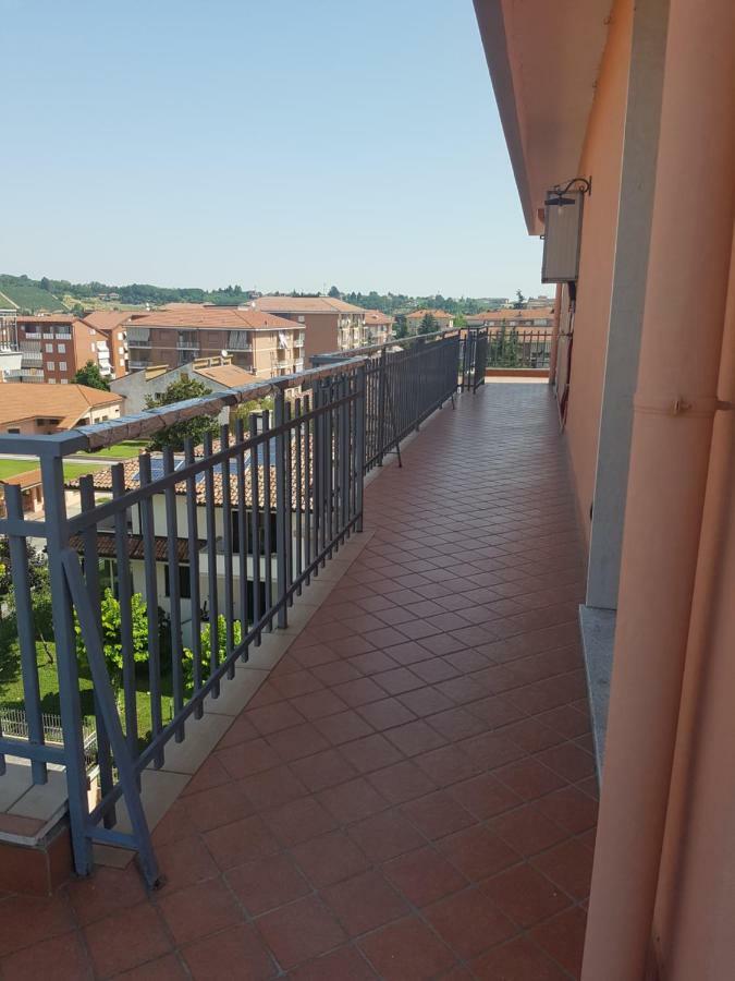 Appartamento Panoramico Ницца-Монферрато Экстерьер фото